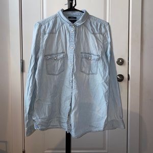 American Eagle Denim Button Down